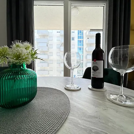 Midori Apartman