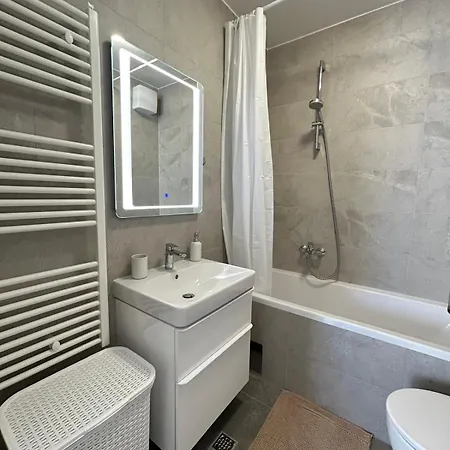 Midori Apartman